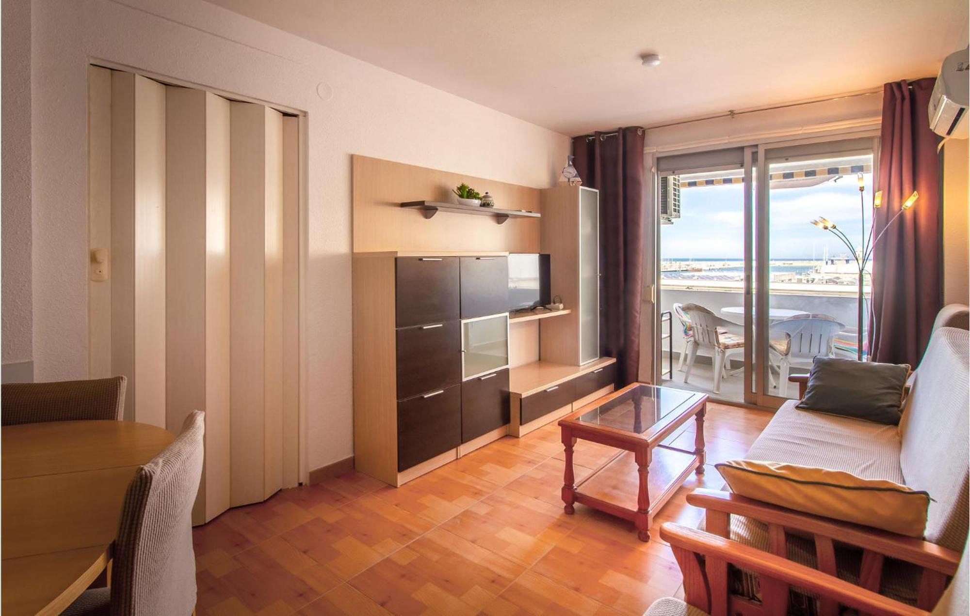 Stunning Apartment In Gandia With Kitchen Gandía Exterior foto